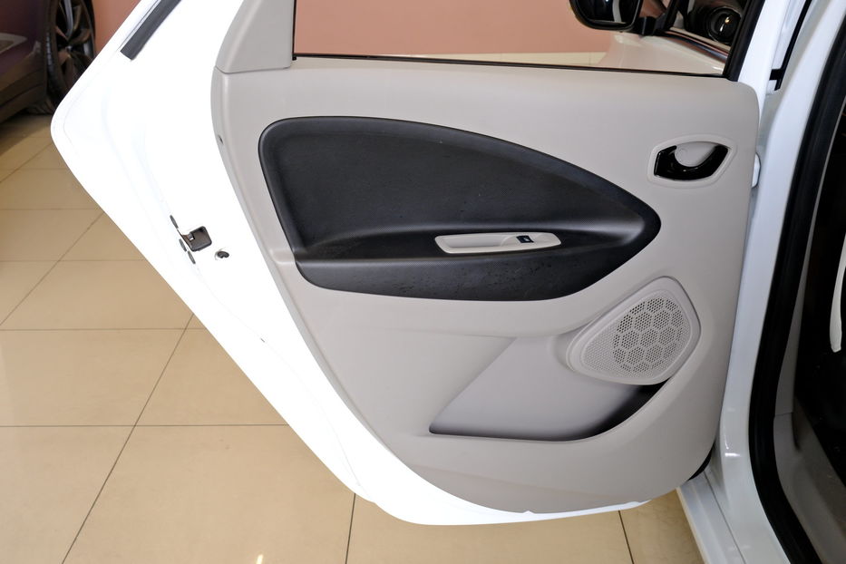 Продам Renault Zoe 2015 года в Одессе