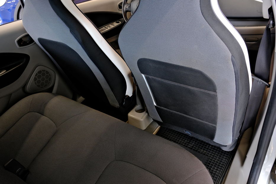Продам Renault Zoe 2015 года в Одессе