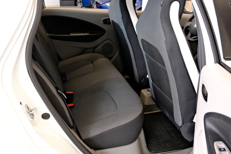 Продам Renault Zoe 2015 года в Одессе