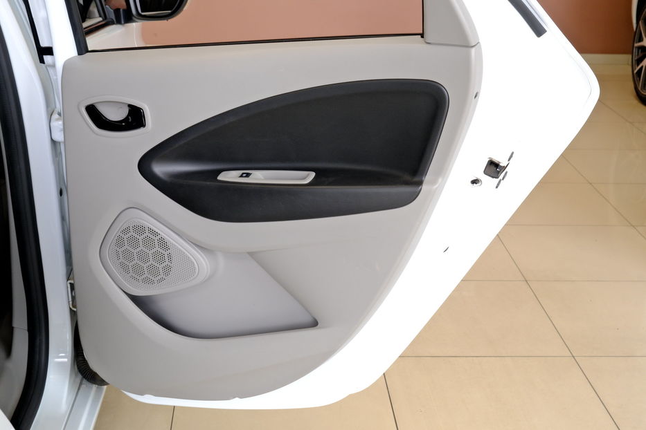 Продам Renault Zoe 2015 года в Одессе