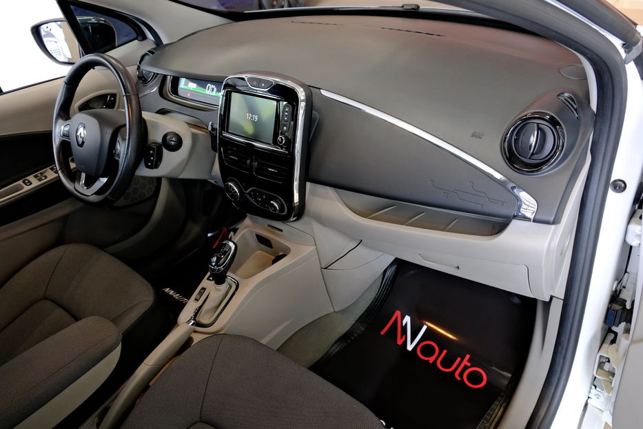 Продам Renault Zoe 2015 года в Одессе