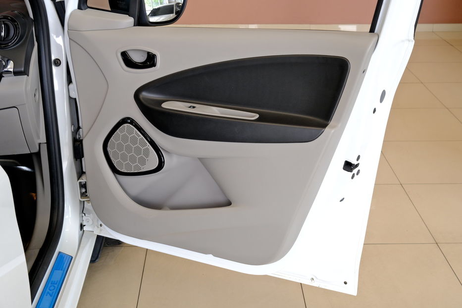 Продам Renault Zoe 2015 года в Одессе