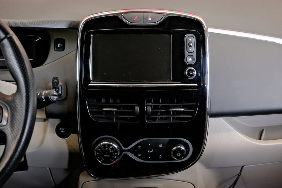 Продам Renault Zoe 2015 года в Одессе