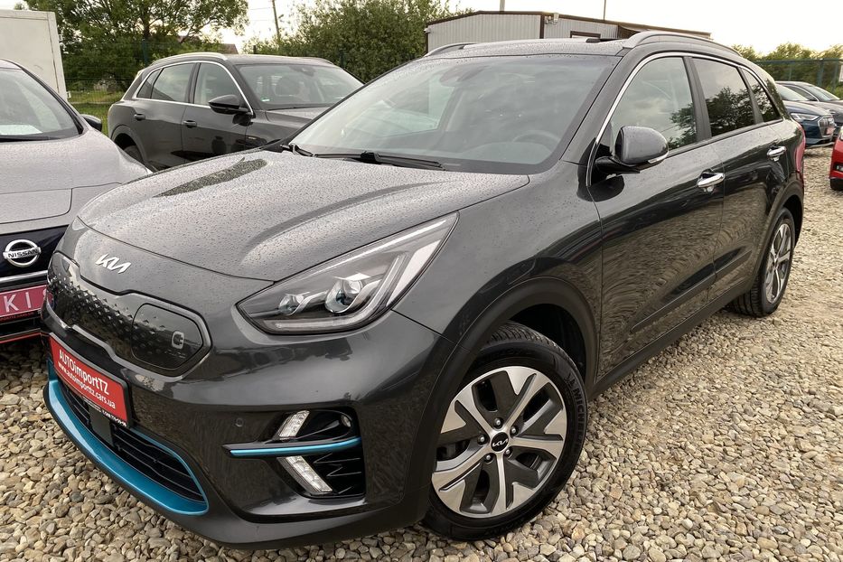 Продам Kia Niro 64 kWh Макс. комплектація Люк 2022 года в Львове