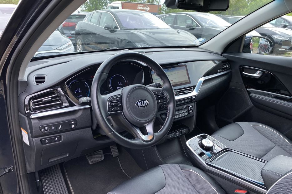 Продам Kia Niro 64кВт ТепловийПдгрвкермасидінь 2021 года в Львове