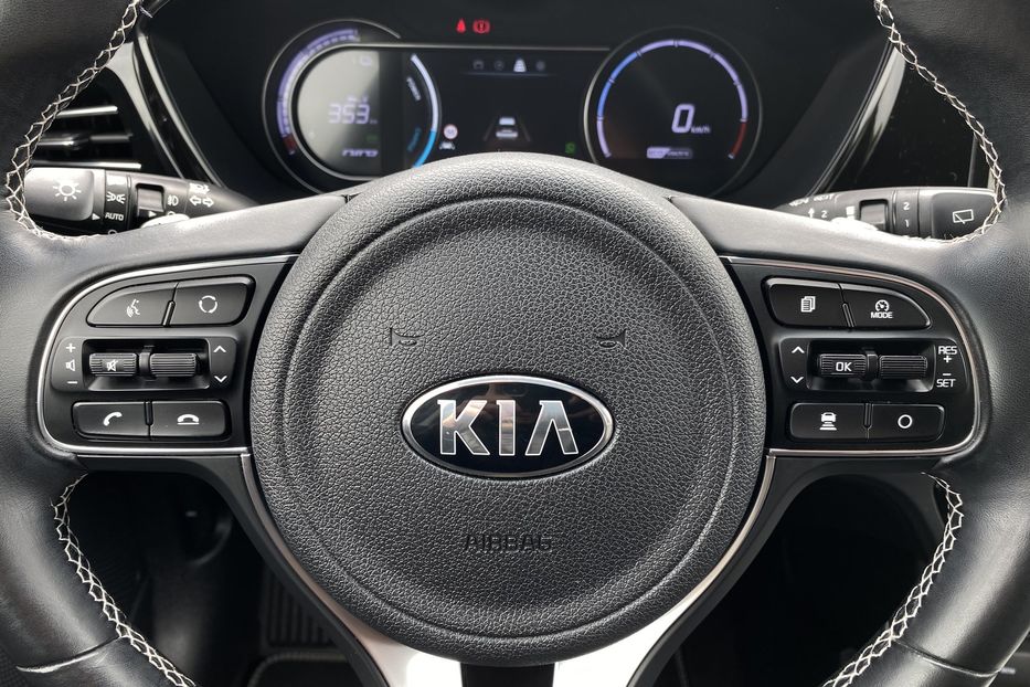 Продам Kia Niro 64кВт ТепловийПдгрвкермасидінь 2021 года в Львове