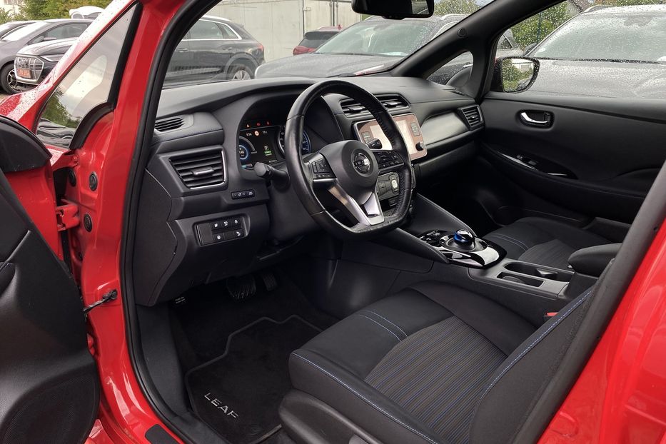 Продам Nissan Leaf 62кВтПдгрвкермасидіньКамера360 2020 года в Львове
