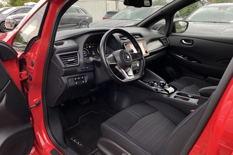 Продам Nissan Leaf 62кВтПдгрвкермасидіньКамера360 2020 года в Львове