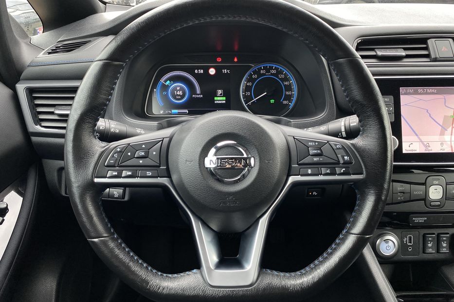Продам Nissan Leaf 62кВтПдгрвкермасидіньКамера360 2020 года в Львове