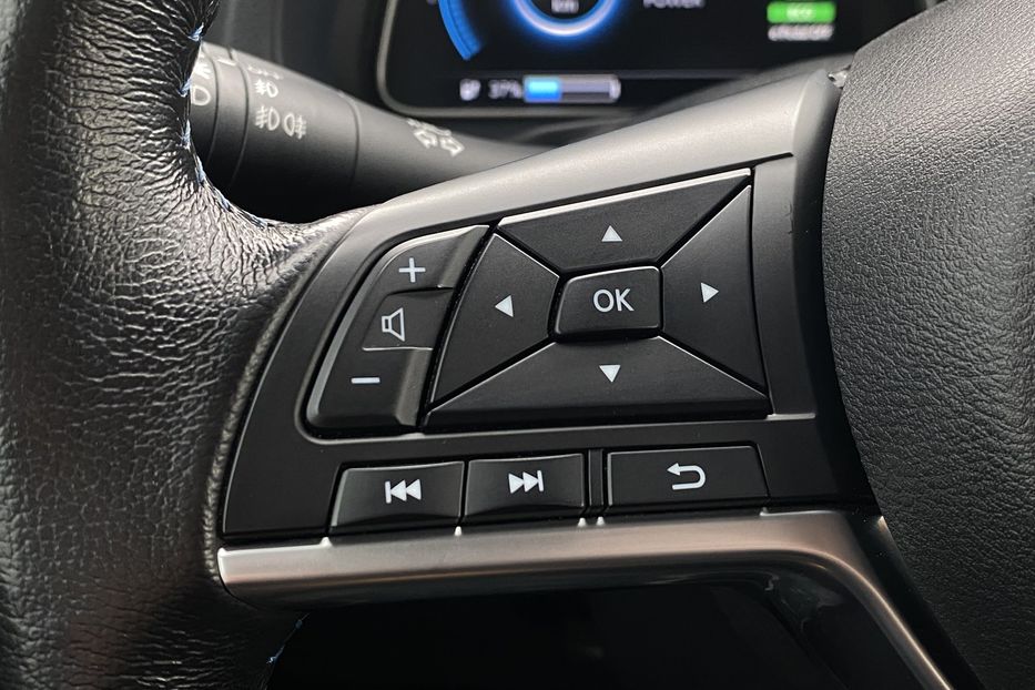 Продам Nissan Leaf 62кВтПдгрвкермасидіньКамера360 2020 года в Львове