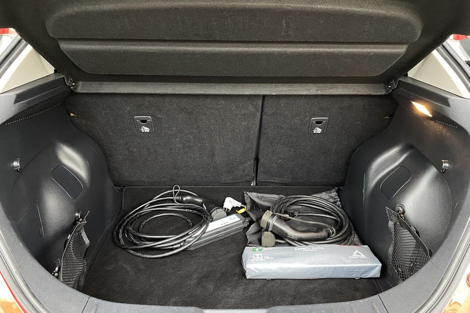 Продам Nissan Leaf 62кВтПдгрвкермасидіньКамера360 2020 года в Львове