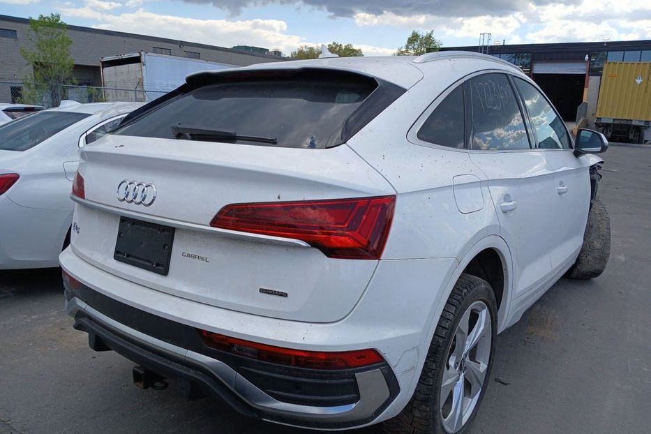 Продам Audi Q5 Sportback / S-Line / MHEV 2021 года в Киеве