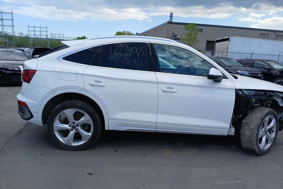 Продам Audi Q5 Sportback / S-Line / MHEV 2021 года в Киеве