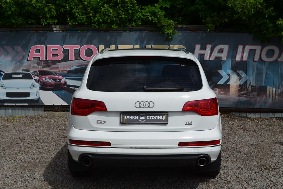 Продам Audi Q7 2011 года в Киеве