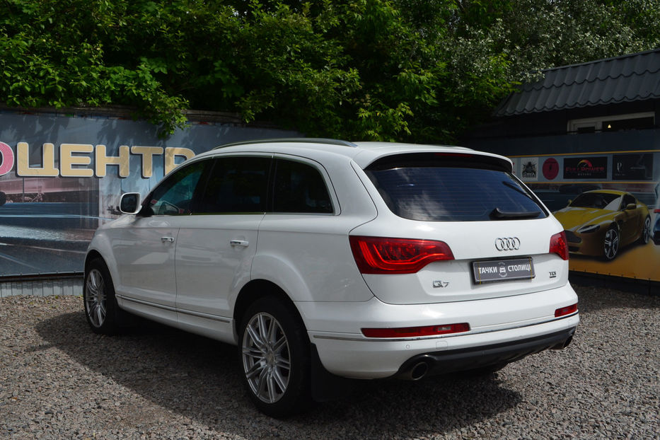 Продам Audi Q7 2011 года в Киеве