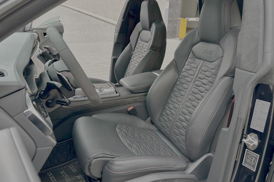 Продам Audi RS Q8 2020 года в Киеве