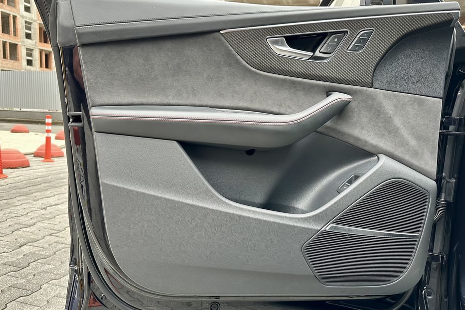 Продам Audi RS Q8 2020 года в Киеве