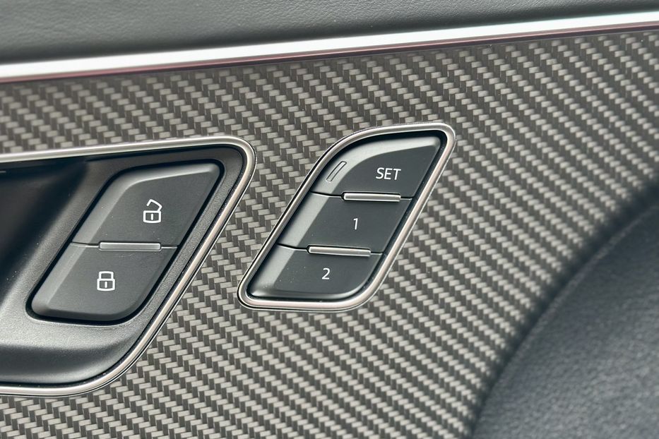 Продам Audi RS Q8 2020 года в Киеве