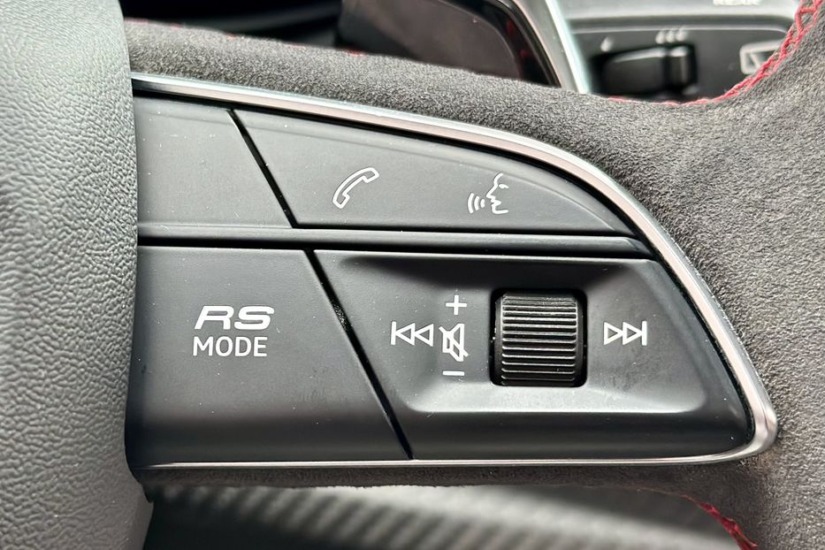 Продам Audi RS Q8 2020 года в Киеве