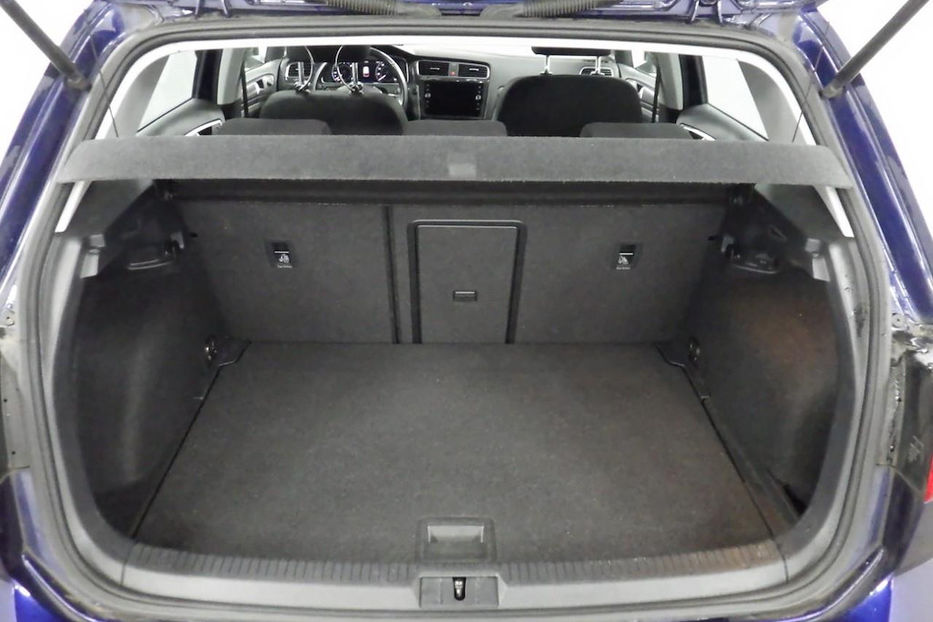 Продам Volkswagen e-Golf E-DITION v8029 2020 года в Луцке