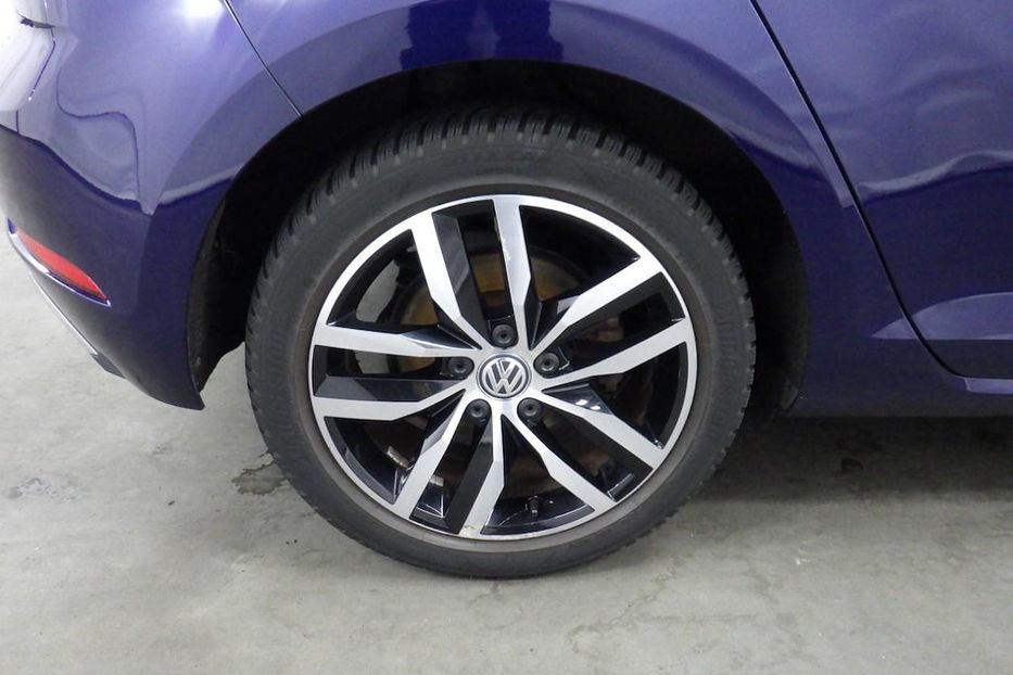Продам Volkswagen e-Golf E-DITION v8029 2020 года в Луцке