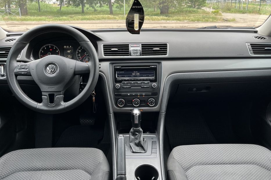 Продам Volkswagen Passat B7 2,5 2013 года в Николаеве