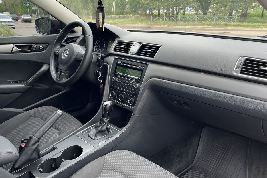 Продам Volkswagen Passat B7 2,5 2013 года в Николаеве