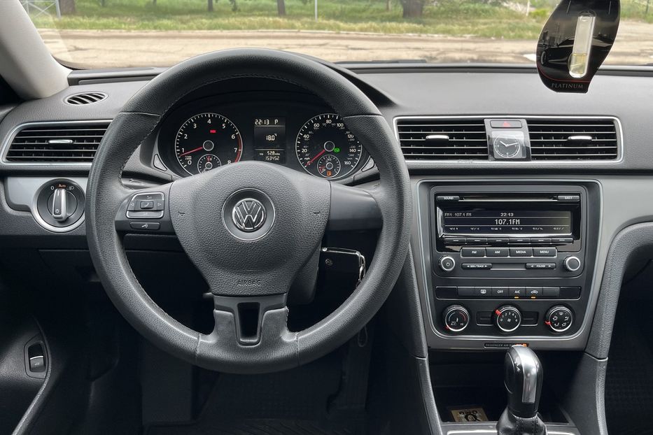 Продам Volkswagen Passat B7 2,5 2013 года в Николаеве