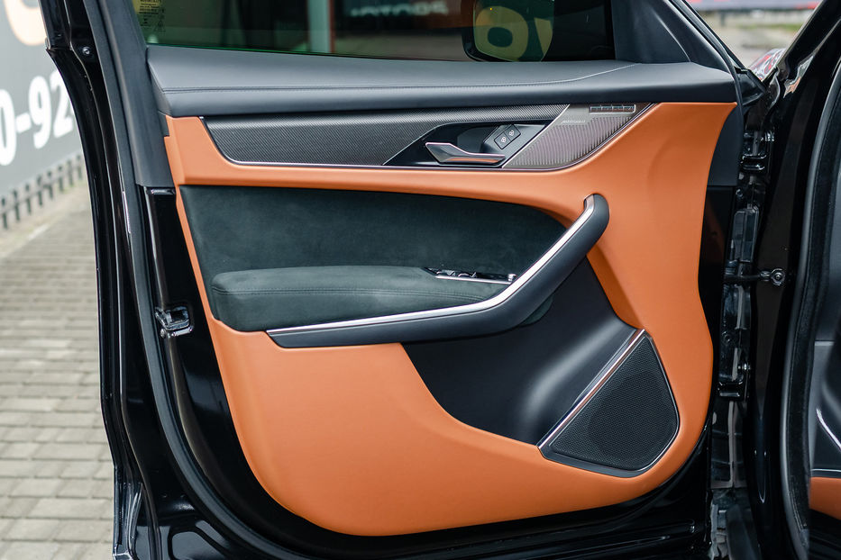 Продам Jaguar F-Pace SVR 5.0Compressor 2021 года в Киеве