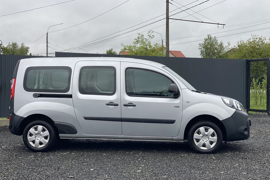 Продам Renault Kangoo пасс. 2019 года в Луцке