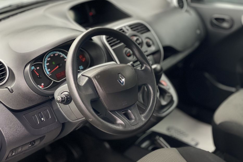 Продам Renault Kangoo пасс. 2019 года в Луцке