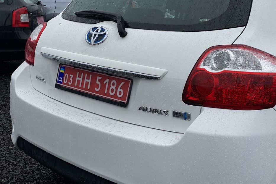 Продам Toyota Auris 2011 года в Луцке