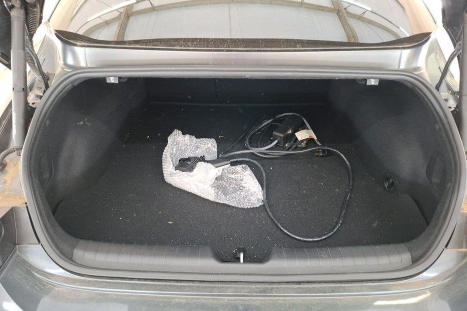 Продам Hyundai Ioniq 6 77 KW/H, vin 4590 2023 года в Житомире