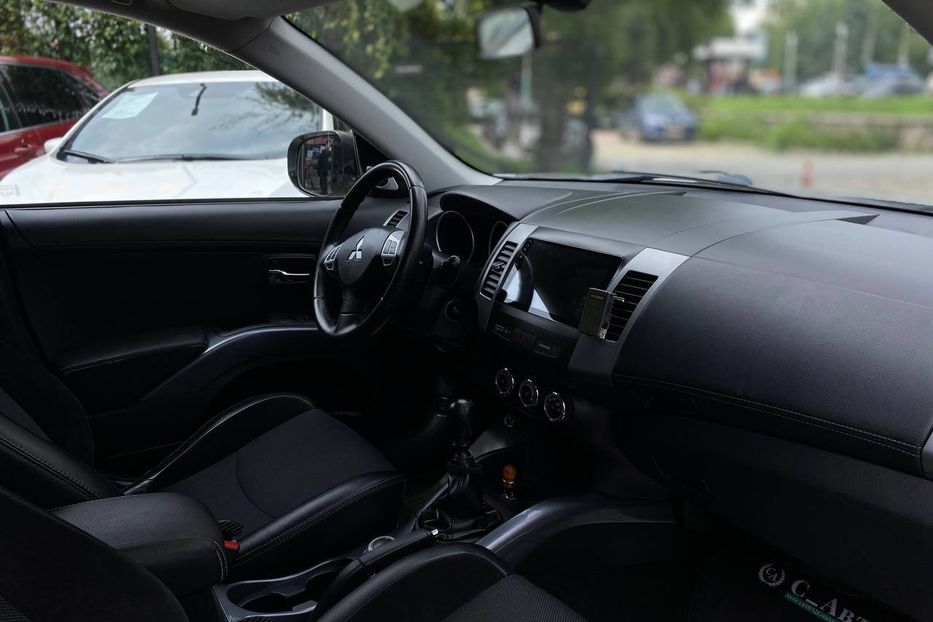 Продам Mitsubishi Outlander 2010 года в Черновцах