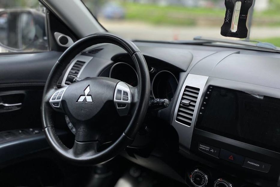 Продам Mitsubishi Outlander 2010 года в Черновцах