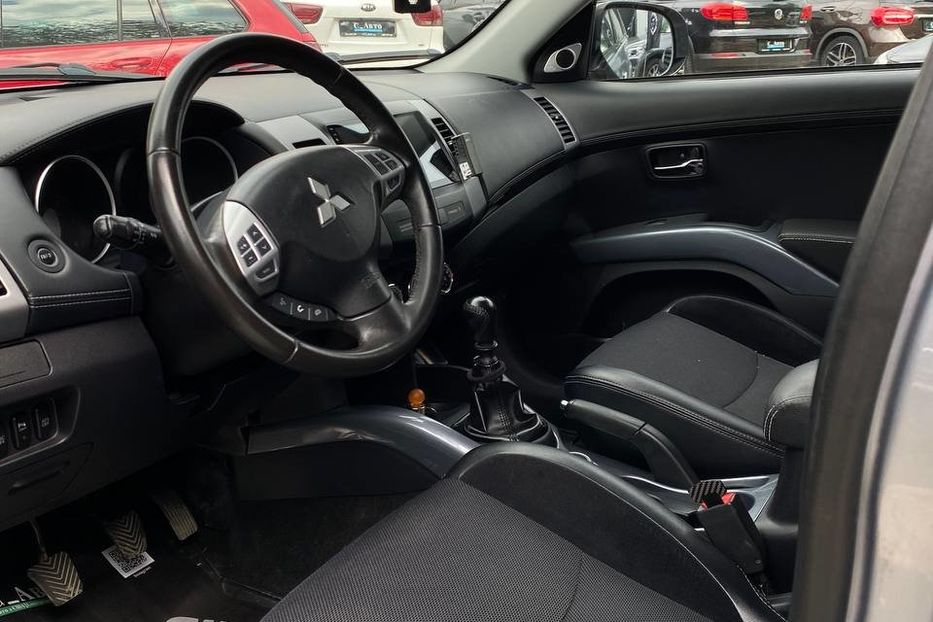 Продам Mitsubishi Outlander 2010 года в Черновцах