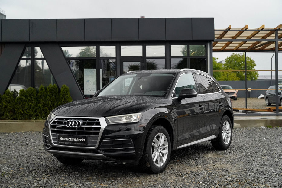 Продам Audi Q5 Premium 2018 года в Черновцах