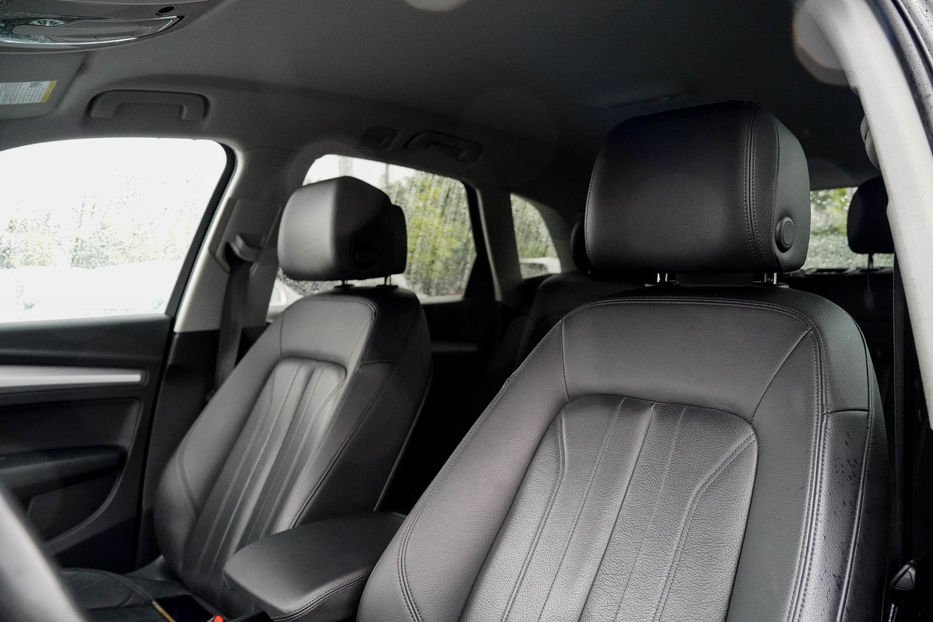 Продам Audi Q5 Premium 2018 года в Черновцах