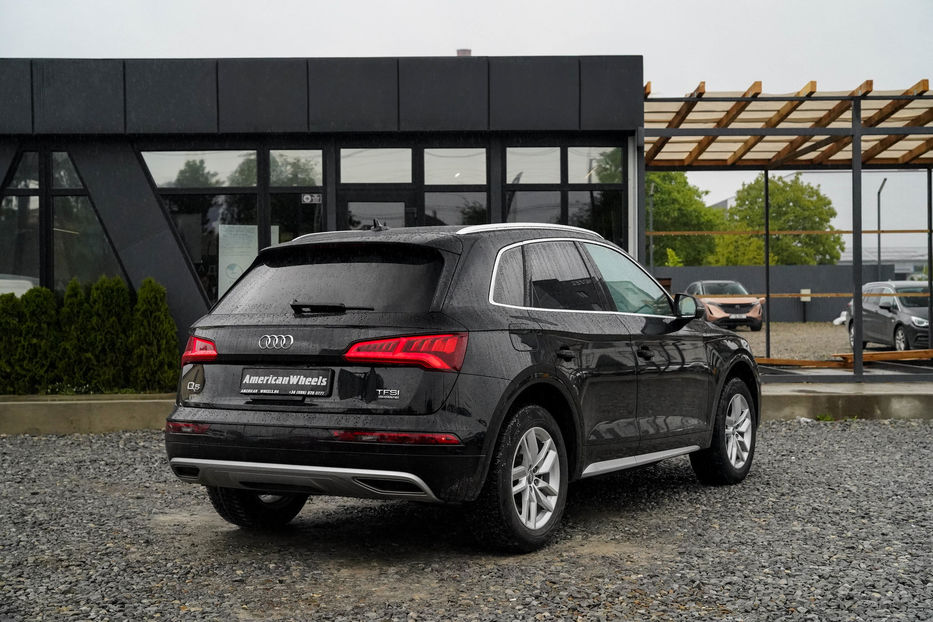 Продам Audi Q5 Premium 2018 года в Черновцах