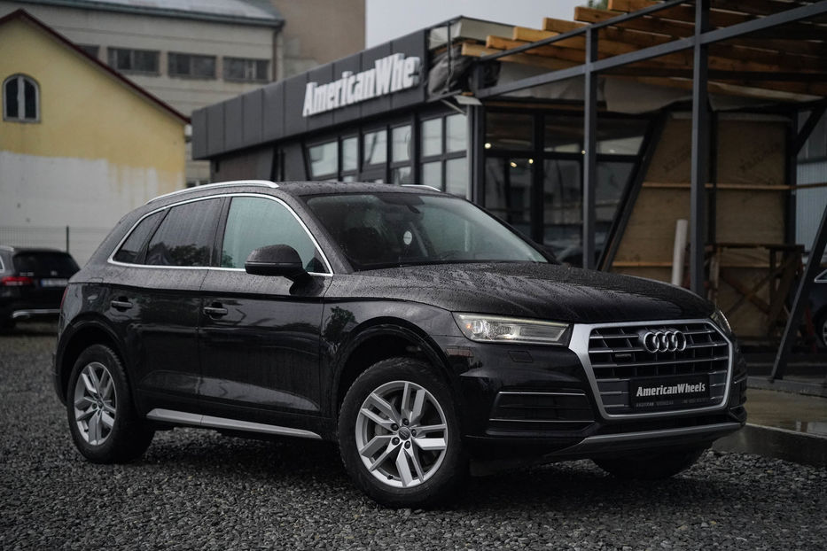 Продам Audi Q5 Premium 2018 года в Черновцах