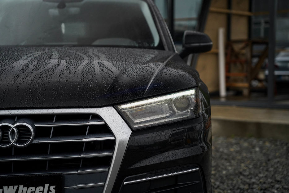Продам Audi Q5 Premium 2018 года в Черновцах