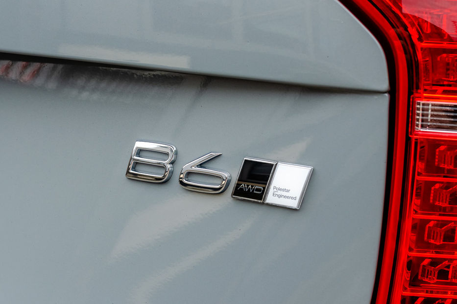 Продам Volvo XC90 Ultimate+ 2024 года в Киеве
