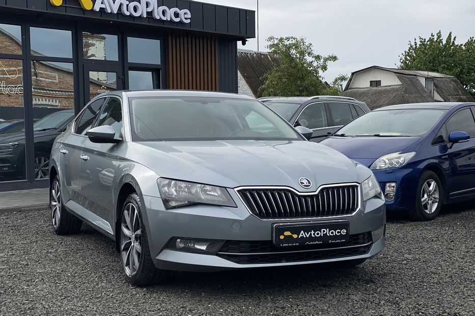 Продам Skoda Superb 2017 года в Луцке
