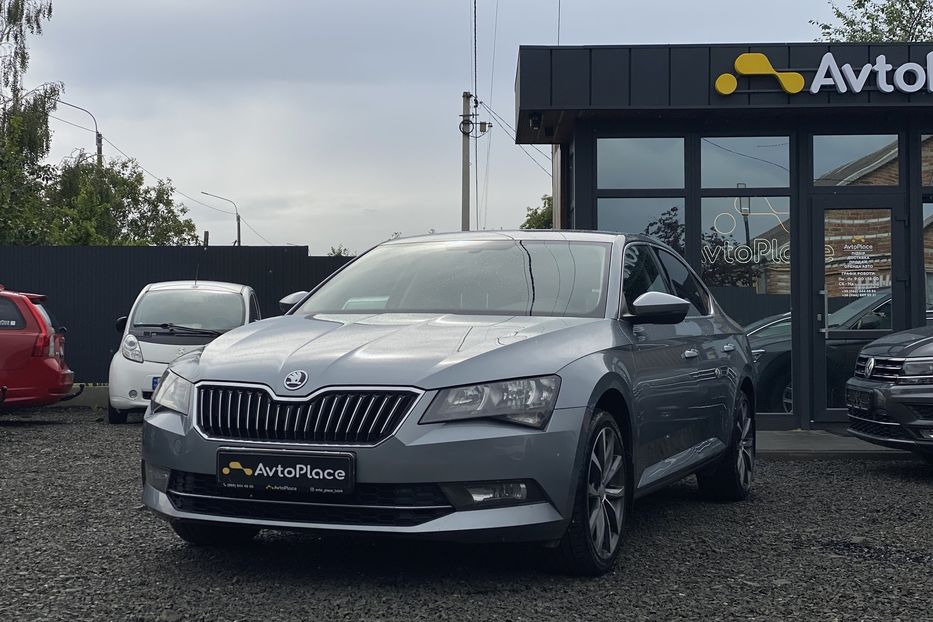 Продам Skoda Superb 2017 года в Луцке