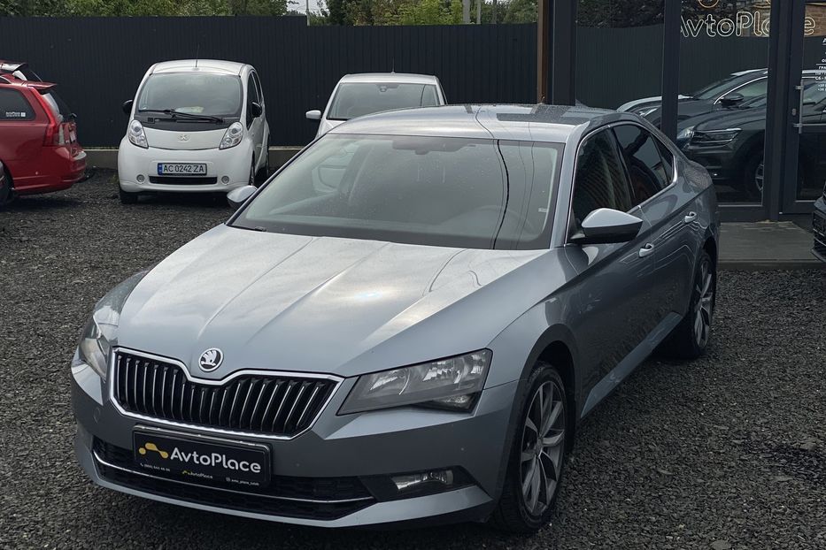 Продам Skoda Superb 2017 года в Луцке