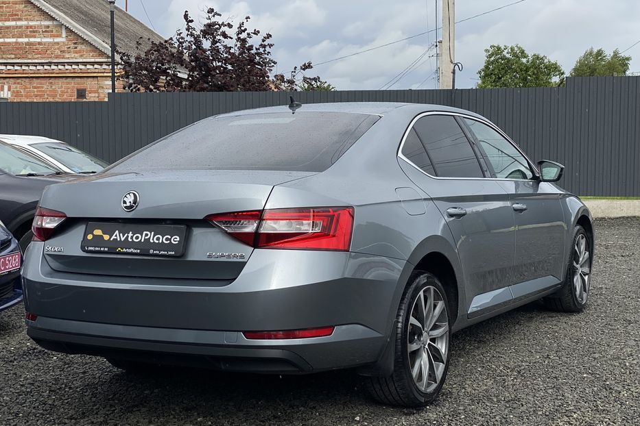 Продам Skoda Superb 2017 года в Луцке