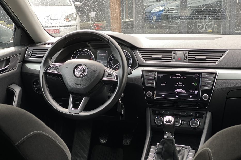 Продам Skoda Superb 2017 года в Луцке