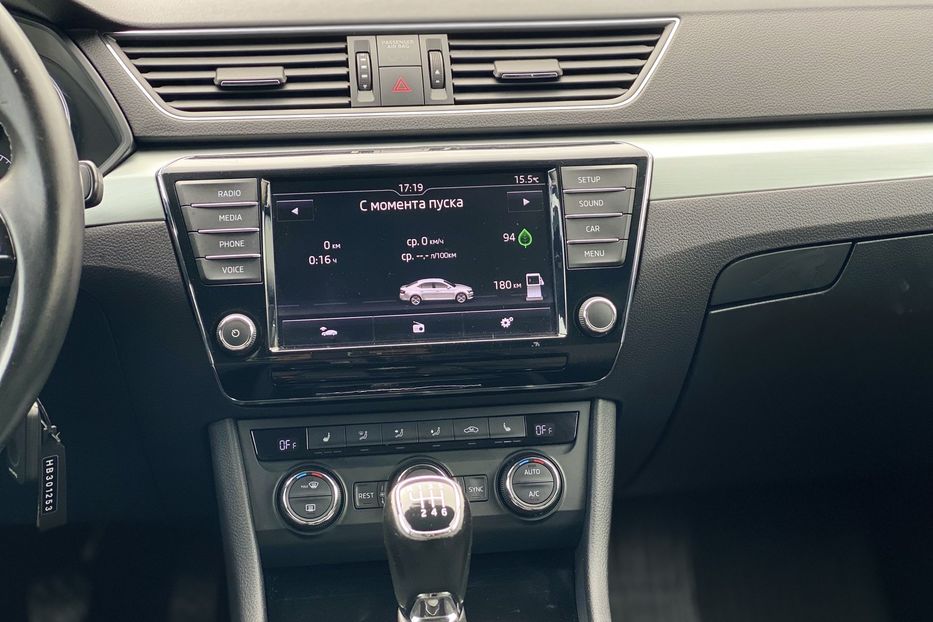 Продам Skoda Superb 2017 года в Луцке
