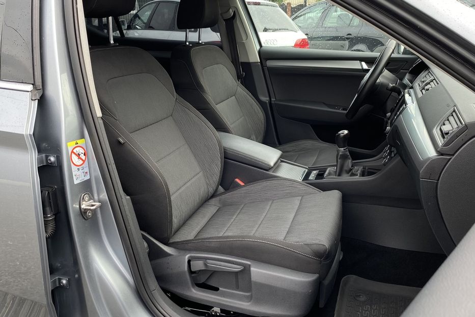 Продам Skoda Superb 2017 года в Луцке