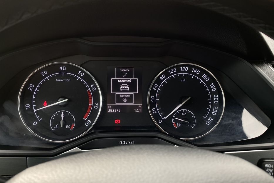 Продам Skoda Superb 2017 года в Луцке